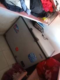 A picture of Freezer inauzwa bei 650 000 ipo Mbeya forest Mpya ..