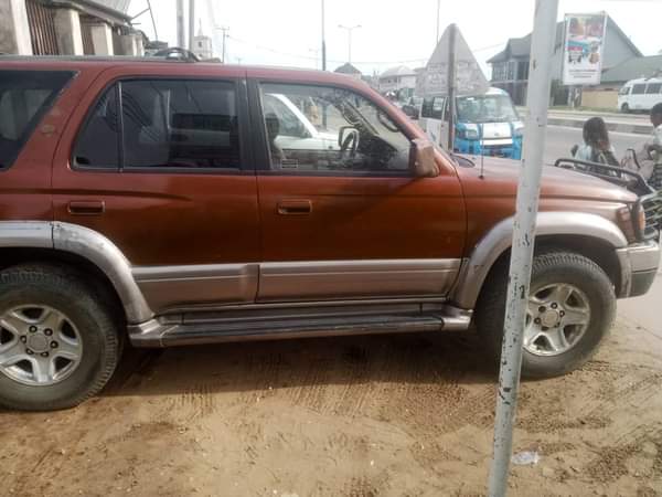 A picture of Old Model Toyota 4Runner for sale Good V6 Engine Gear