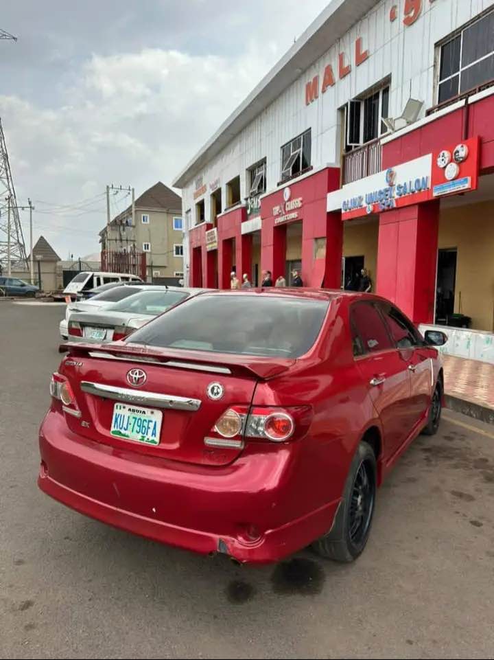 A picture of Toyota Corolla 2013