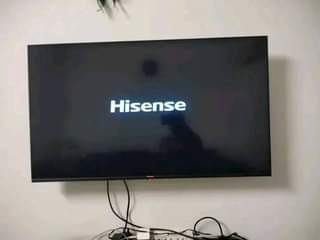 A picture of Nauza TV nch 32 Hisense Bei 255 tu piga cm