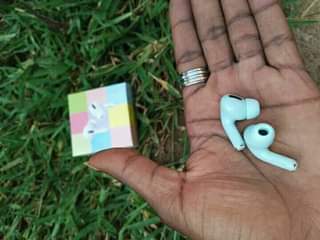 airpods