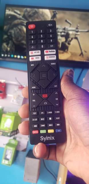 A picture of Tv 32 syinix flemles smart version with one line in