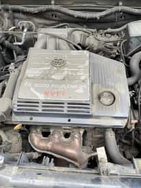 A picture of 03 Highlander