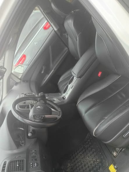 A picture of Foreign used Toyota Venza 2016 Limited edition