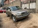 A picture of Lexus RX300