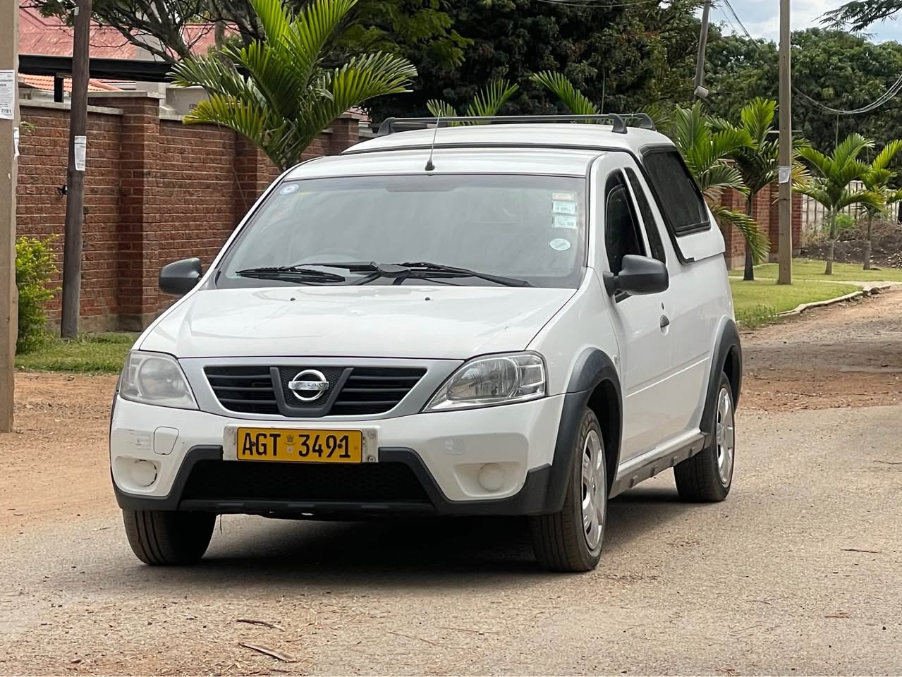 classifieds/cars nissan