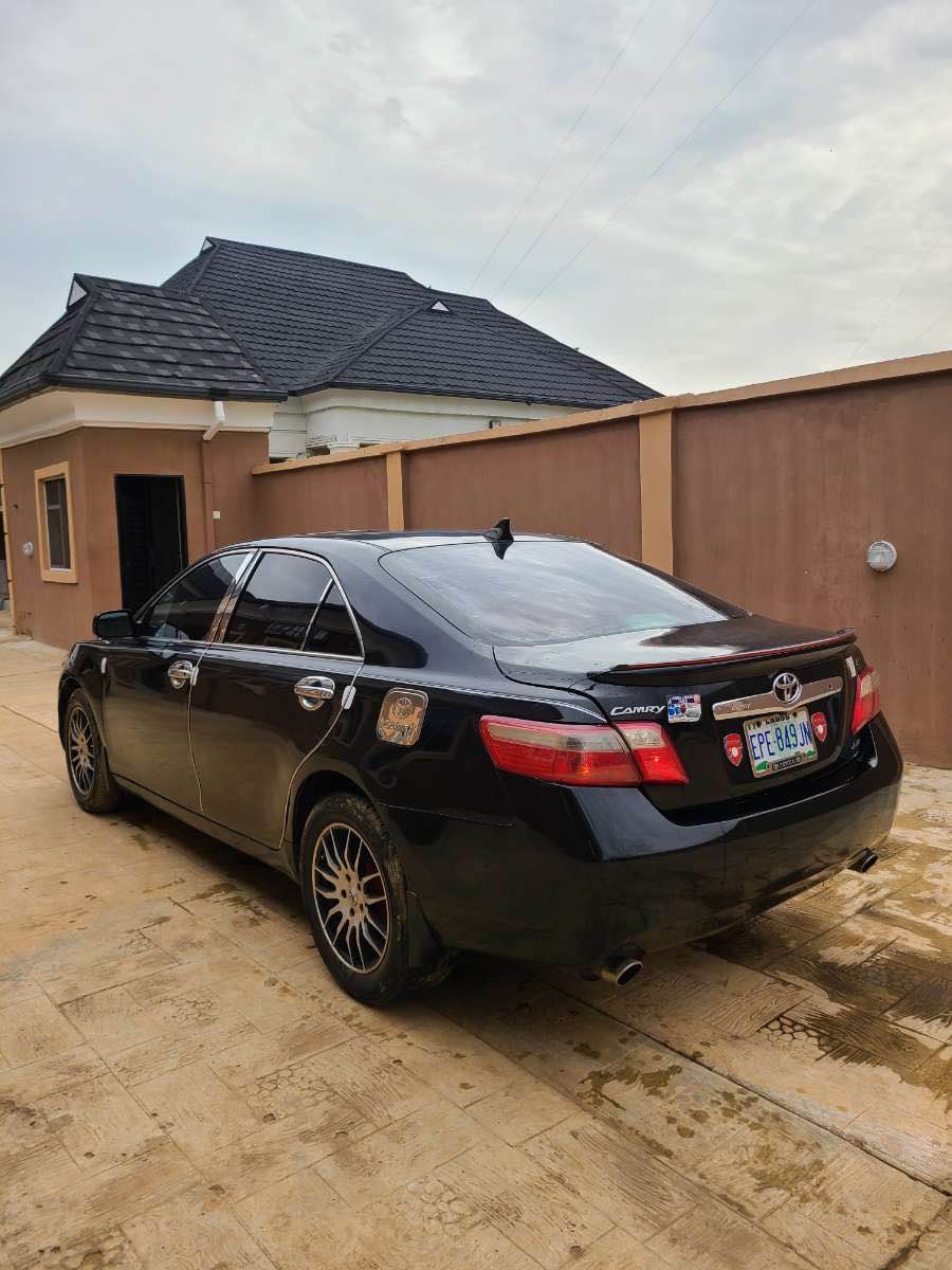 A picture of This is super clean standard registered camry 2008 LE