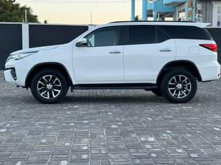 A picture of TOYOTA FORTER 2.8L 4WD DIESEL