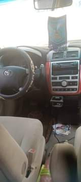 A picture of Toyota Avensis Verso 2005