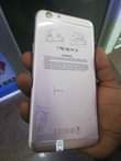 A picture of OPPO F1S