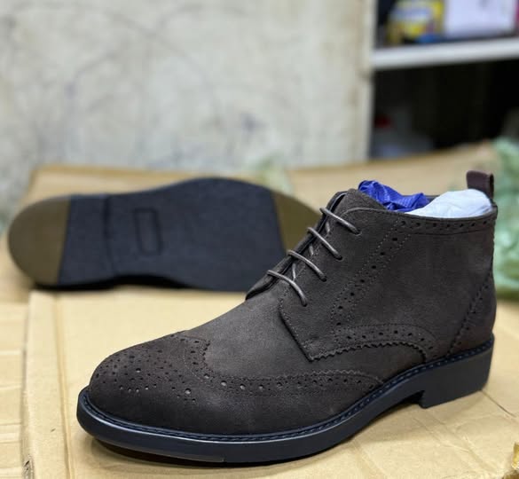 A picture of Office boot shoes