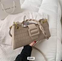 A picture of Retro Shoulder bags