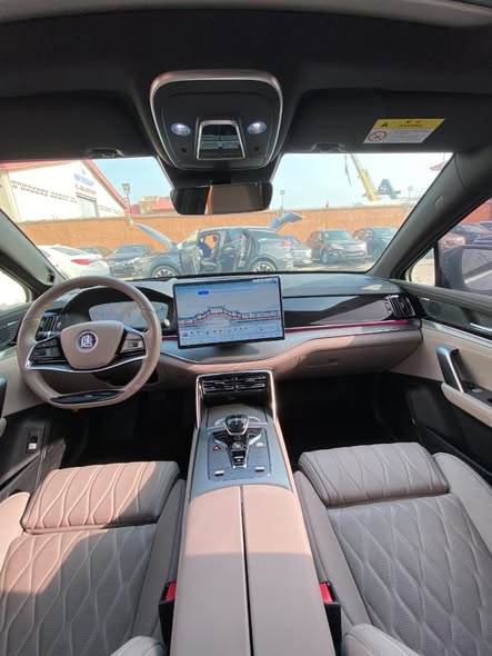 A picture of 2023 BYD tang dmi