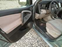 A picture of Rav4 2006 07