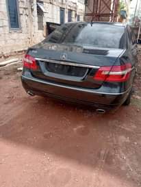 A picture of Super Share 2010 in and out E350 Benz with everything