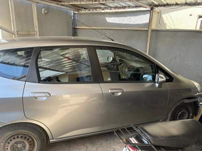 A picture of 2006 Honda jazz