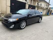 A picture of 09030746449 Toyota Camry XLE 014 model fullest option thurmstart sunroofs