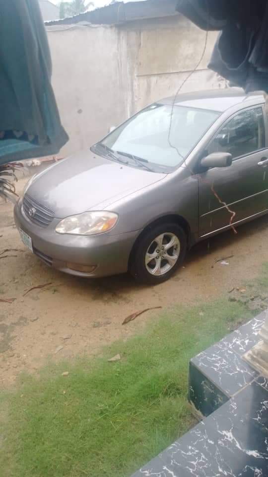 A picture of Toyota corona