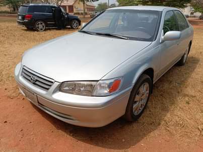 A picture of Camry 2 2 envelope light