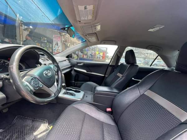 A picture of Tokunbo 2013 Toyota Camry SE leather Rev cam V4 powered