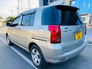 A picture of Toyota Raum