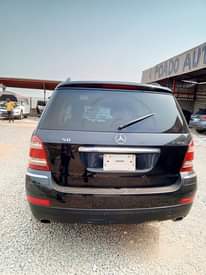 A picture of Mercedes Benz 450GLK