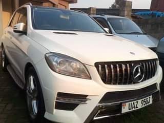 A picture of MERCEDES BENZ BLUETEC DIESEL