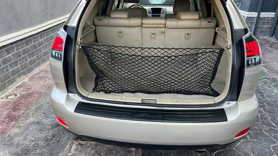 lexus