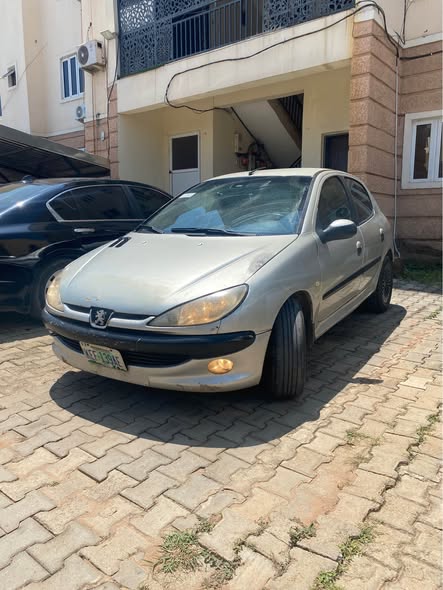A picture of Too Sweet Peugeot 206 with New 307 Engine