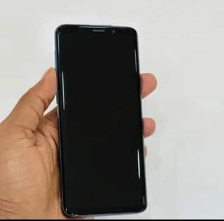 A picture of Inauzwa Samsung S9 plain storage 64gb ram 4gb 1 simcard