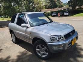 A picture of Toyota RAV4 Cc 1990 Price 12 5ml Call 0768862145 Arusha