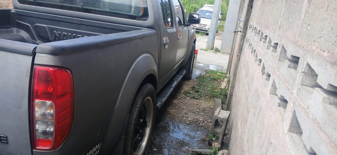 nissan navara