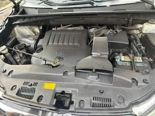 A picture of 2014 Toyota Highlander LE