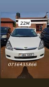 A picture of Toyota Noah