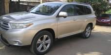 A picture of Toyota Highlander 2008 upgraded to 2013