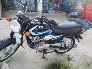 A picture of Tvs star black 125 Tsh 1 600 000
