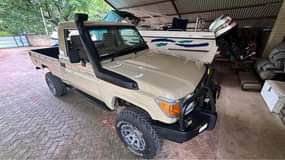 toyota land cruiser