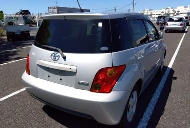 used toyota ist
