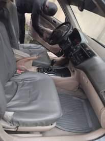 A picture of 2005 HONDA CIVIC SALOON