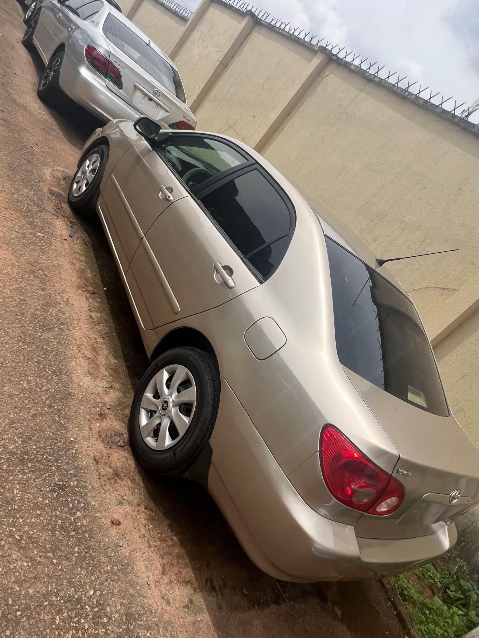 A picture of Toyota Corolla Neatly used 2006 very clean everything is working