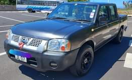 nissan navara