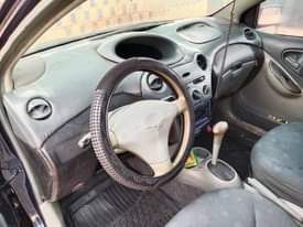 A picture of 2002 Toyota vitz Toyota vitz