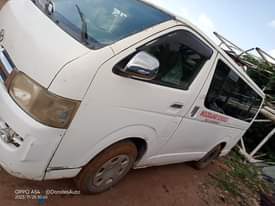A picture of Toyota Hummer 3