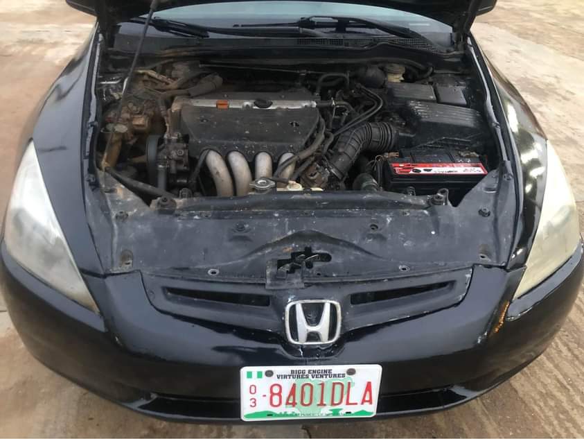 A picture of Honda Accord 04