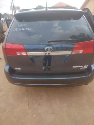 A picture of Registered sienna 2004 for sale nothing to repair call now