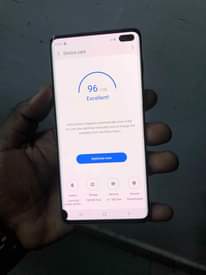 A picture of SAMSUNG GALAXY S10 PLUS Dot