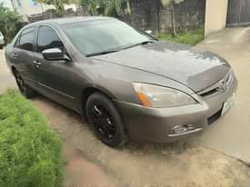 A picture of Honda Accord DC V4