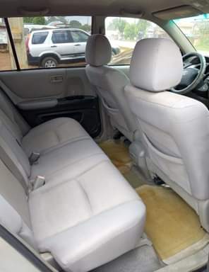 A picture of Danny Yung Smart Autos Neatly Used Toyota Highlander 06 v4