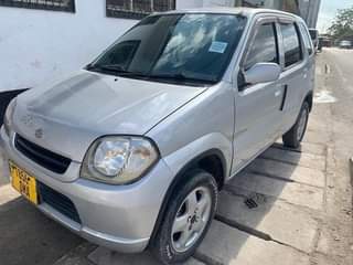 A picture of Suzuki kei