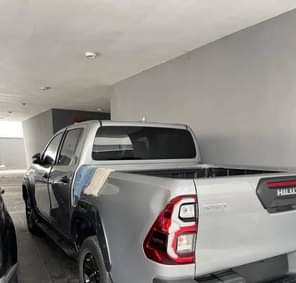 A picture of 2022 hilux automatic foreign used Very clean 39m Agent commission